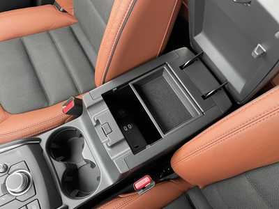 2025 Mazda CX-5, $39240. Photo 11