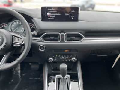 2025 Mazda CX-5, $39240. Photo 4