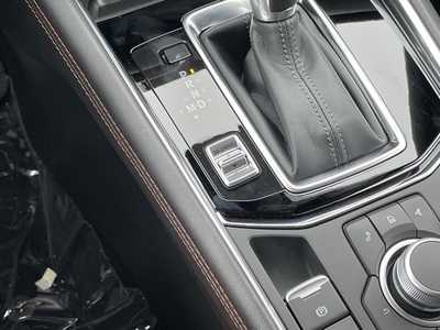 2025 Mazda CX-5, $39240. Photo 8