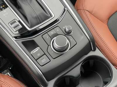 2025 Mazda CX-5, $39240. Photo 9