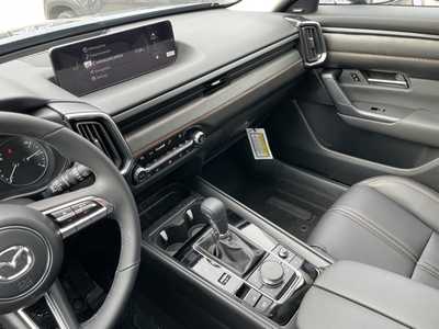 2025 Mazda CX-50, $39830. Photo 7