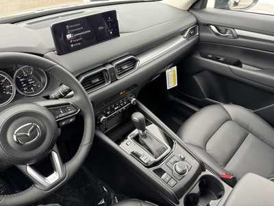 2025 Mazda CX-5, $32190. Photo 7