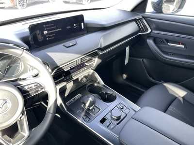 2025 Mazda CX-90, $39525. Photo 7