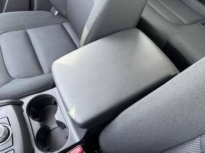 2025 Mazda CX-5, $30140. Photo 11