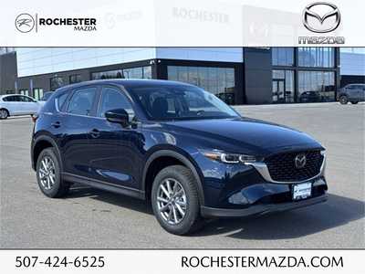 2025 Mazda CX-5, $30140. Photo 1