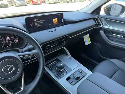 2025 Mazda CX-90, $57225. Photo 7