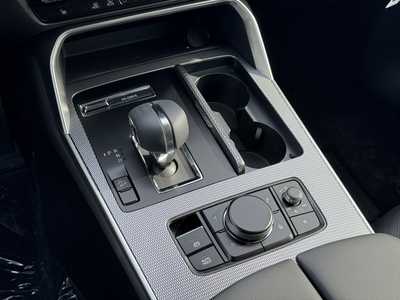2025 Mazda CX-70, $42495. Photo 10