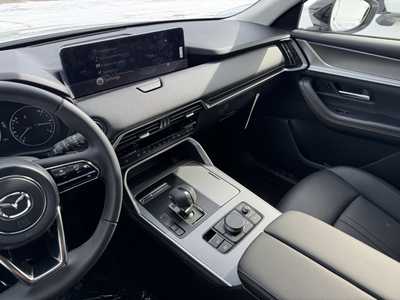 2025 Mazda CX-70, $42495. Photo 8