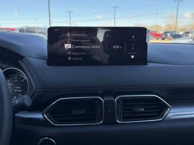 2025 Mazda CX-5, $32085. Photo 3