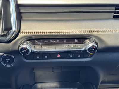2025 Mazda CX-50, $42065. Photo 5