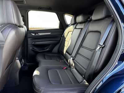 2025 Mazda CX-5, $43015. Photo 6