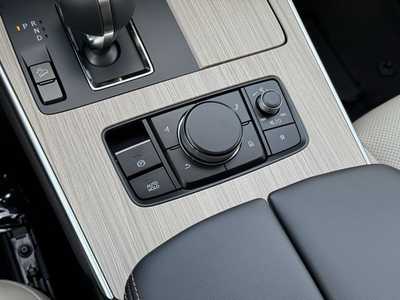 2025 Mazda CX-90, $42995. Photo 12