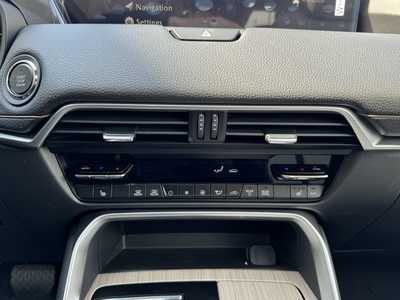 2025 Mazda CX-90, $42995. Photo 5