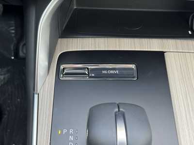 2025 Mazda CX-90, $42995. Photo 8