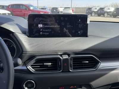 2025 Mazda CX-5, $32915. Photo 3