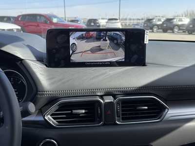 2025 Mazda CX-5, $32915. Photo 4