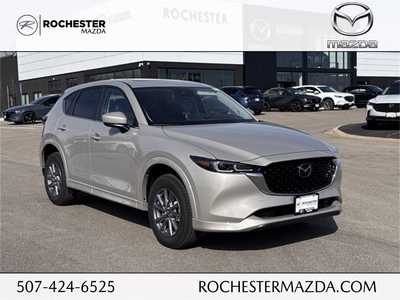 2025 Mazda CX-5, $32915. Photo 1