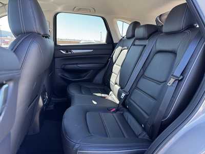 2025 Mazda CX-5, $33040. Photo 6