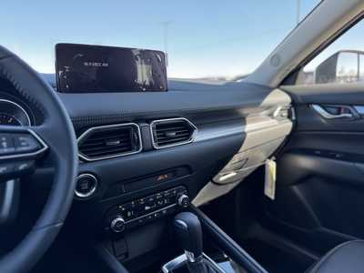 2025 Mazda CX-5, $33040. Photo 9