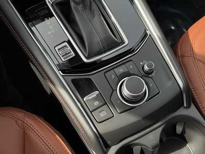 2025 Mazda CX-5, $39240. Photo 10