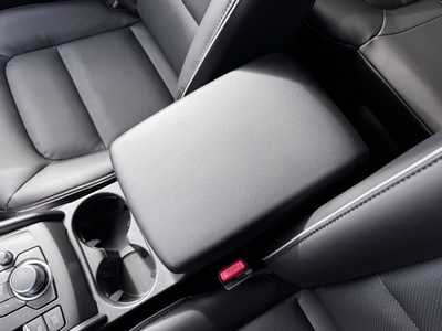 2025 Mazda CX-5, $31690. Photo 11