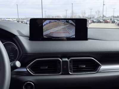 2025 Mazda CX-5, $31690. Photo 4