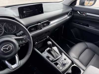 2025 Mazda CX-5, $31690. Photo 7