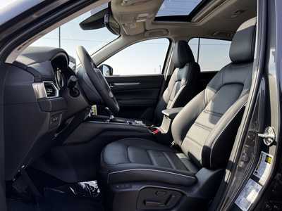 2025 Mazda CX-5, $33635. Photo 4