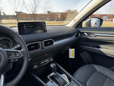 2025 Mazda CX-5, $33635. Photo 9