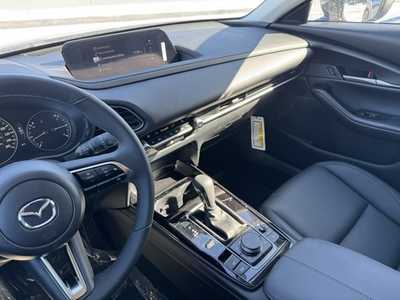 2025 Mazda CX-30, $28335. Photo 7