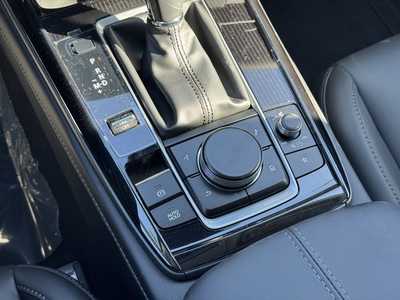 2025 Mazda CX-30, $28335. Photo 9