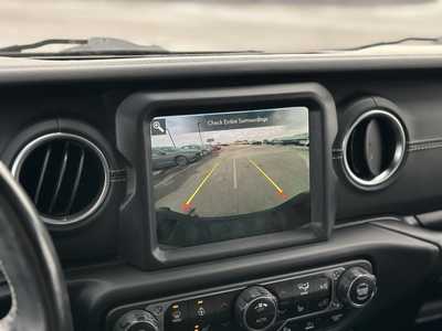 2020 Jeep Gladiator, $27000. Photo 3