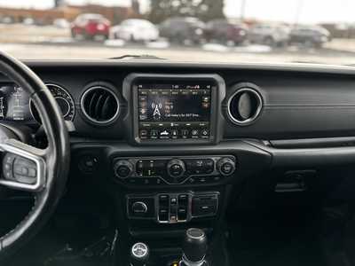 2020 Jeep Gladiator, $27000. Photo 7