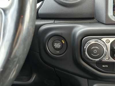 2020 Jeep Gladiator, $27000. Photo 9