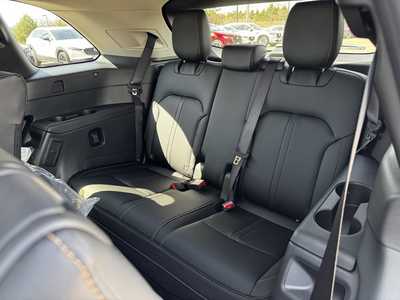2025 Mazda CX-90, $42825. Photo 7