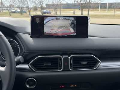 2025 Mazda CX-5, $33710. Photo 4