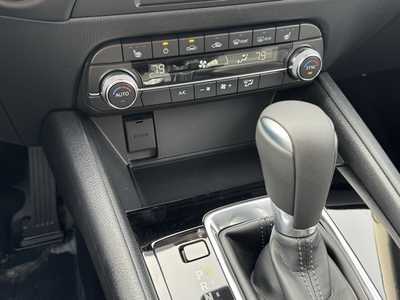 2025 Mazda CX-5, $33710. Photo 6