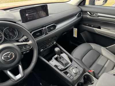2025 Mazda CX-5, $33710. Photo 7