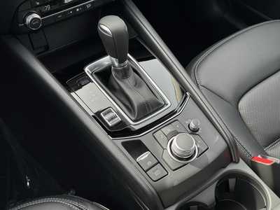 2025 Mazda CX-5, $33710. Photo 8