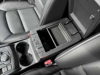 2025 Mazda CX-5, $31765. Photo 11