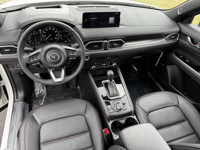 2025 Mazda CX-5, $40240. Photo 7