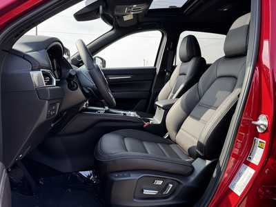 2025 Mazda CX-5, $42890. Photo 4