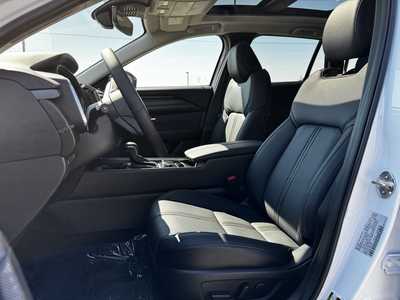 2025 Mazda CX-50, $42145. Photo 4