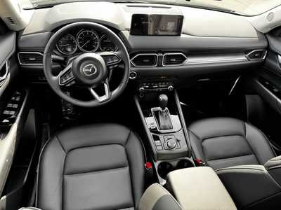 2025 Mazda CX-5, $31690. Photo 6