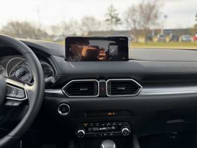 2025 Mazda CX-5, $31690. Photo 7