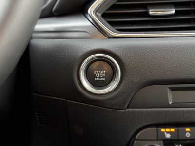 2025 Mazda CX-5, $31690. Photo 9