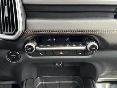 2025 Mazda CX-50, $40030. Photo 5