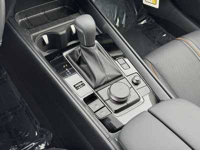 2025 Mazda CX-50, $40030. Photo 8