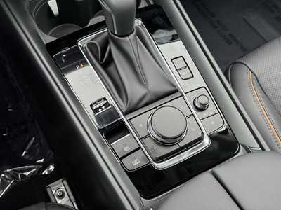 2025 Mazda CX-50, $41920. Photo 9
