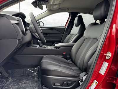 2025 Mazda CX-50, $35985. Photo 4